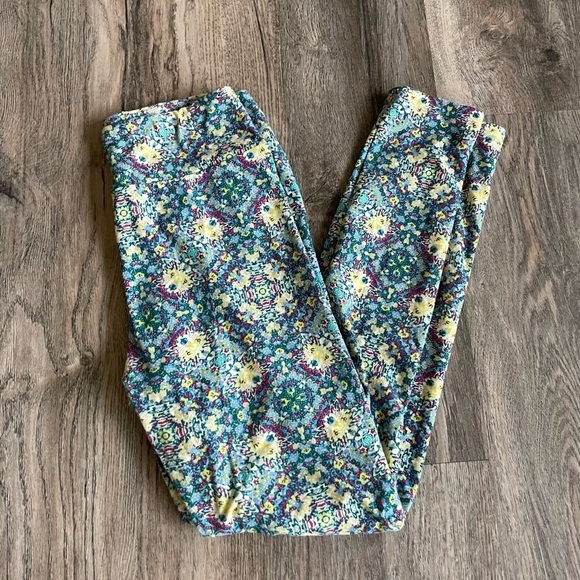 LuLaRoe Colorful Leggings, one size fits all - Picture 4 of 5